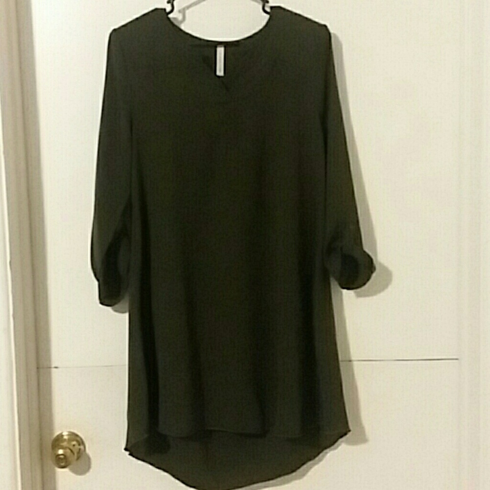 Woman's long sleeve dress